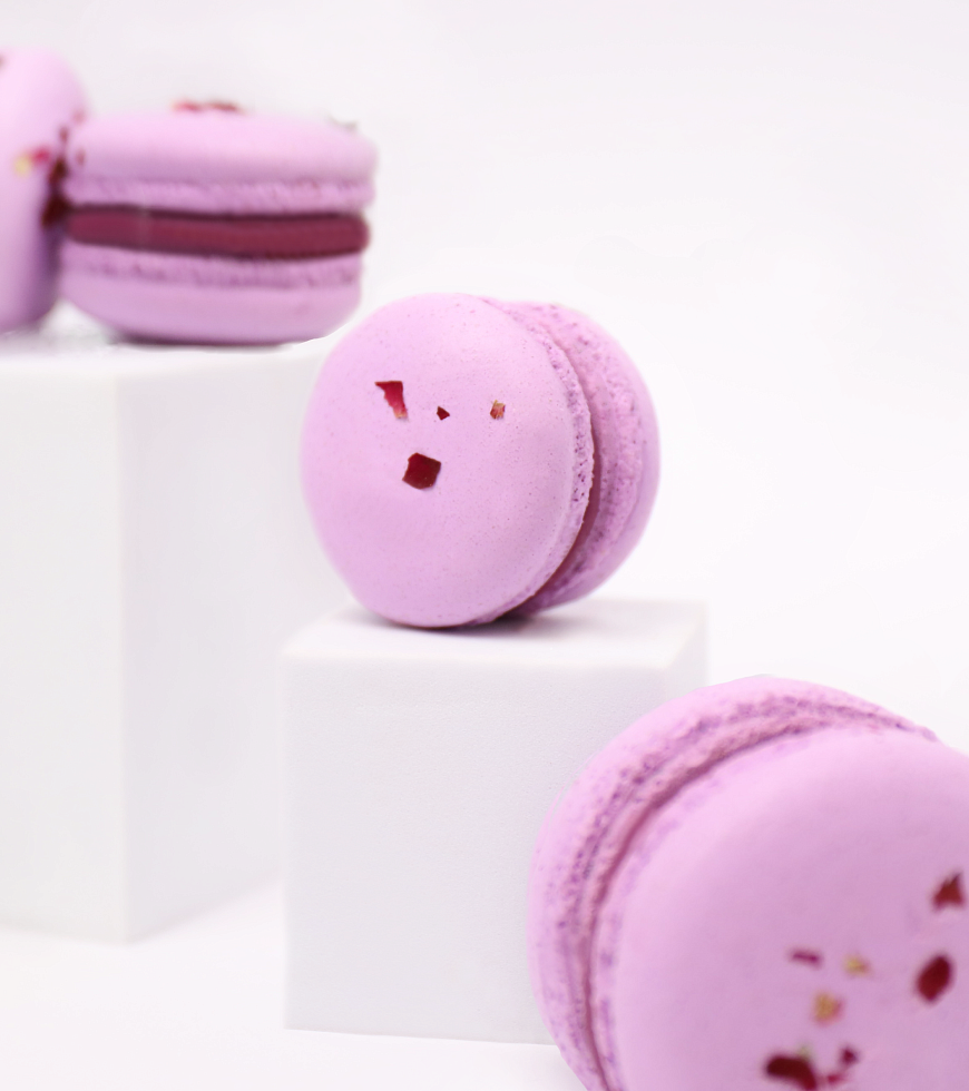 Макарон смородиновый