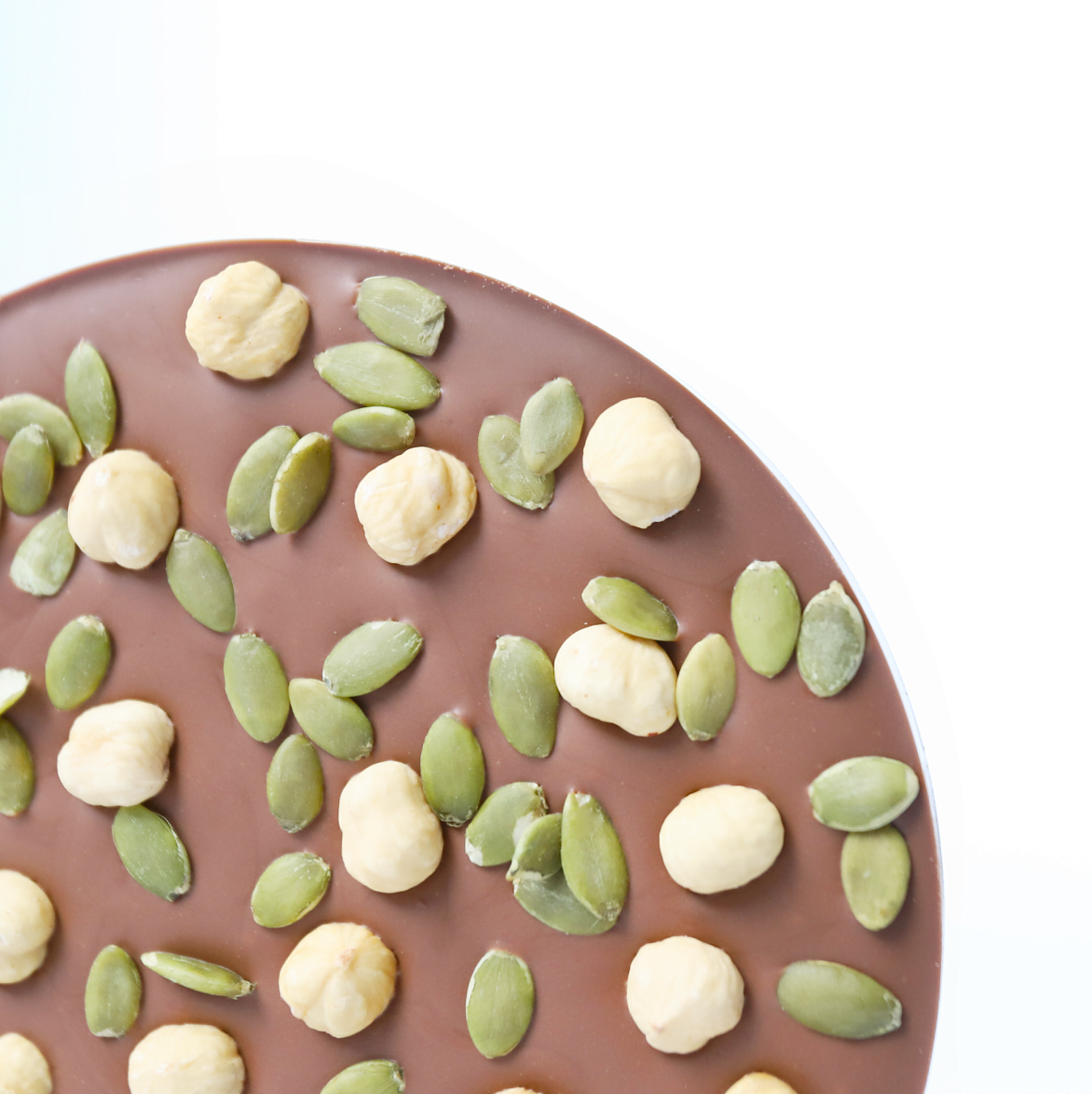 Шоколад молочный