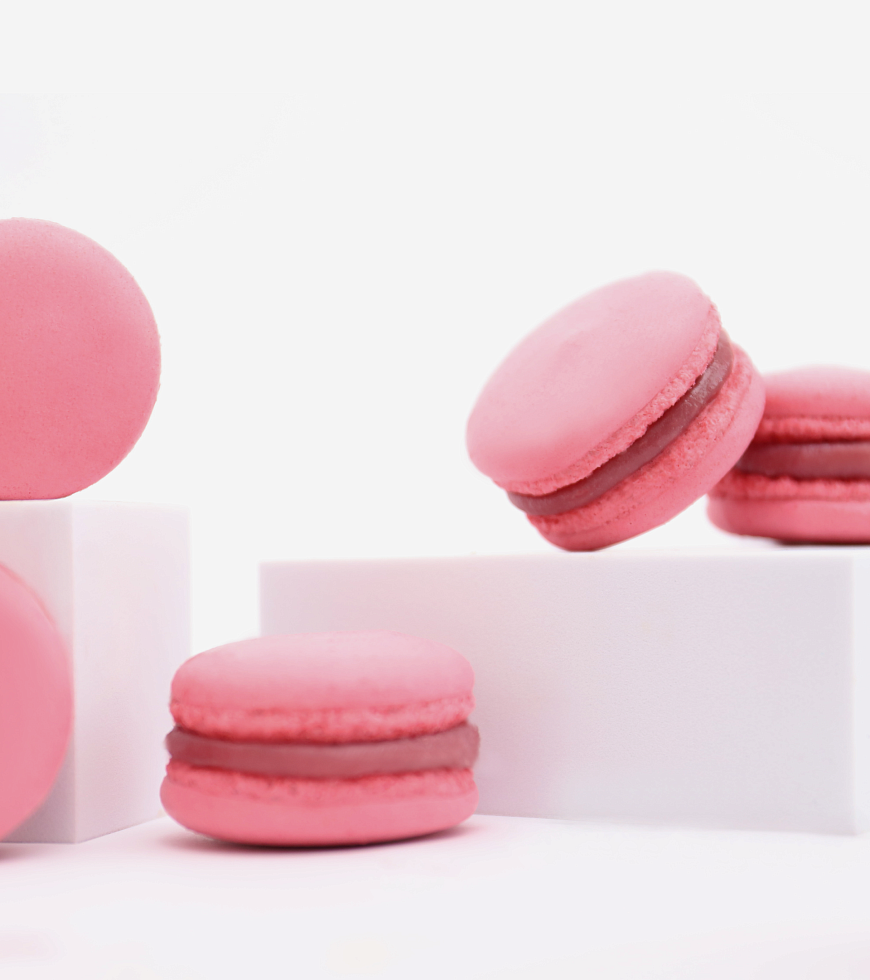 Макарон вишнёвый