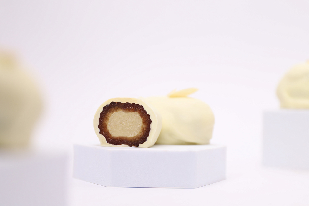 Конфеты с фиником и миндалём 