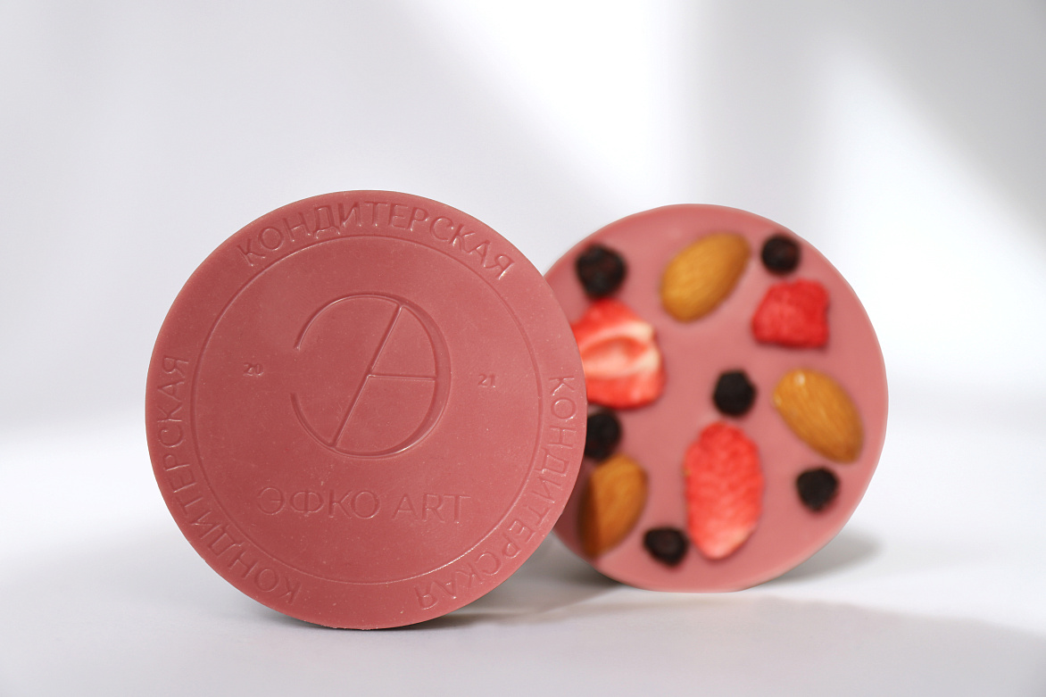 Медианты из рубинового шоколада