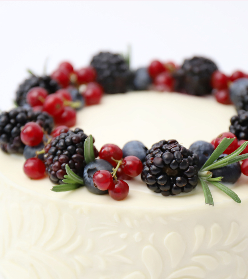 Торт «Молочная девочка»