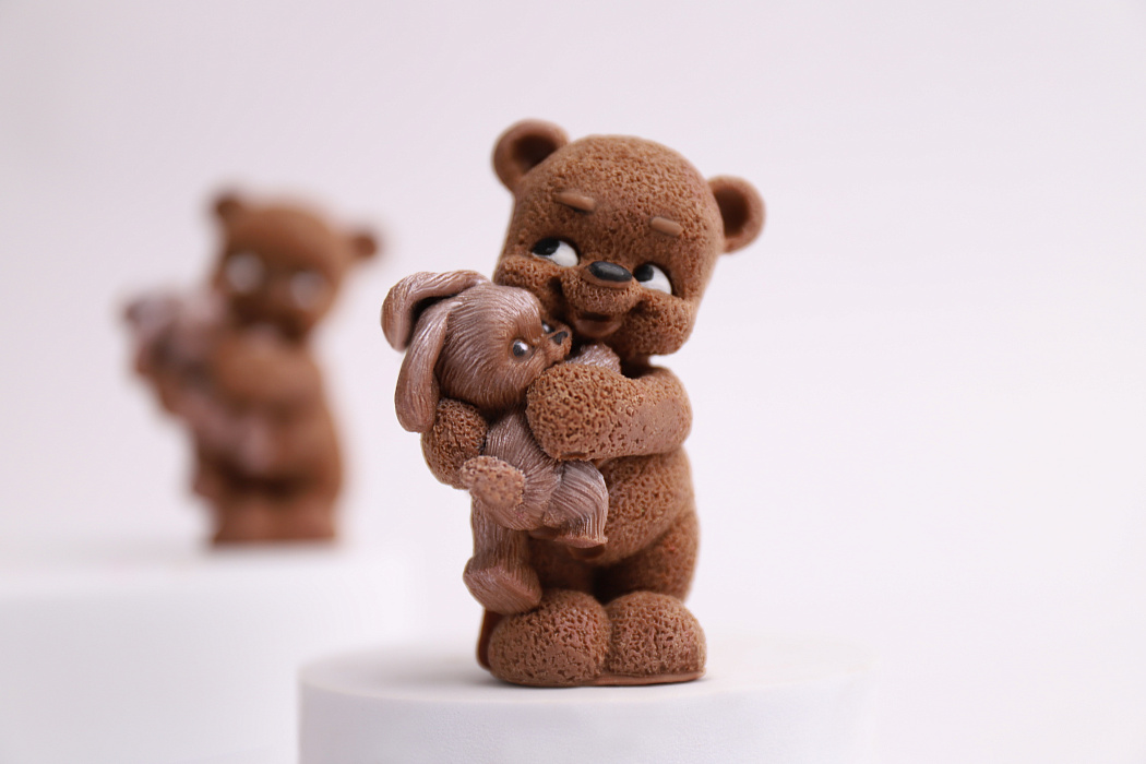 Фигура из молочного шоколада «Симба»